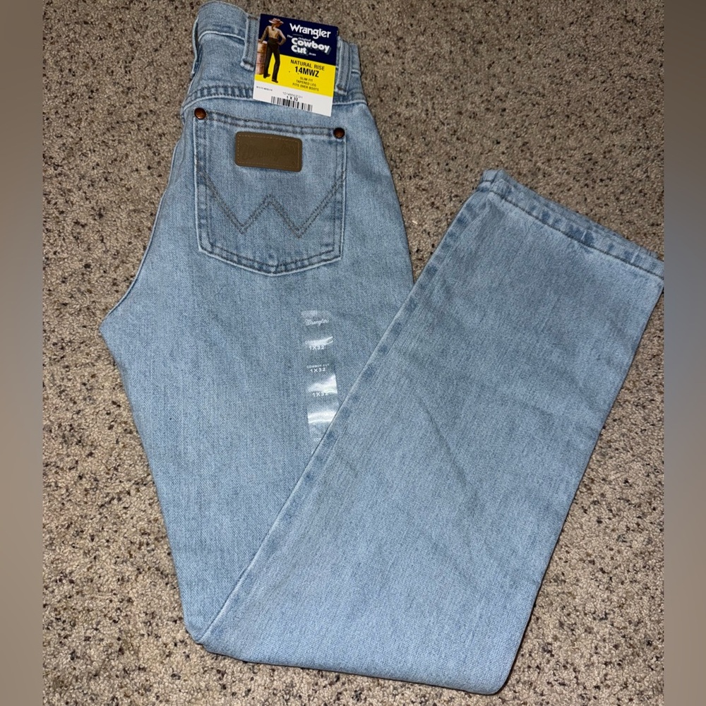 WOMENS WRANGLERS